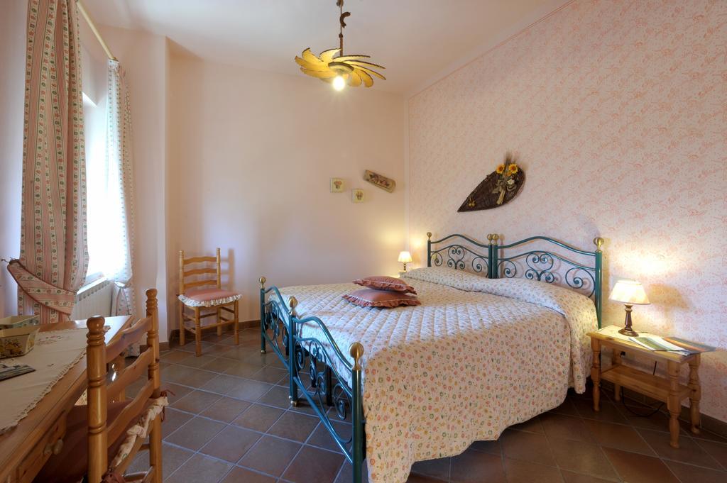 Agriturismo Podere Poggio Ai Cieli San Gimignano Bilik gambar